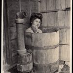 How do you do a Japanese shower?