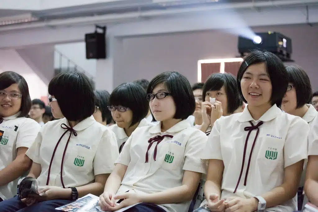 Are Japanese getting taller?